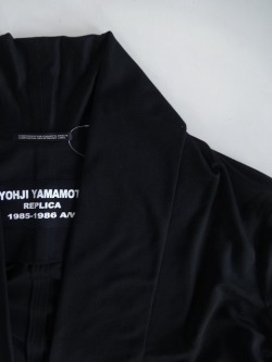 Yohji Yamamoto【ヨウジ ヤマモト】正規取り扱い店、通販可能 ON LINE